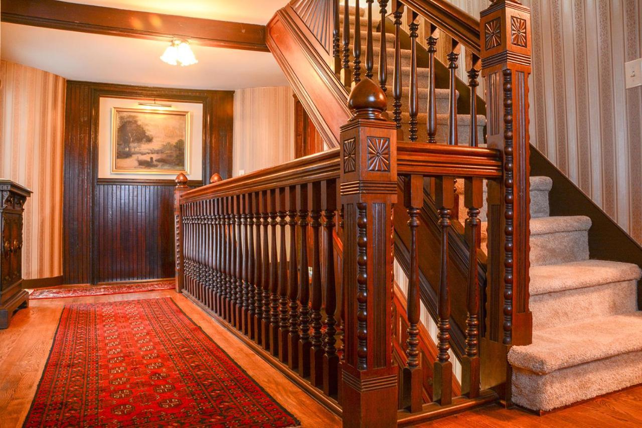 The Towers Bed & Breakfast Milford Exterior photo