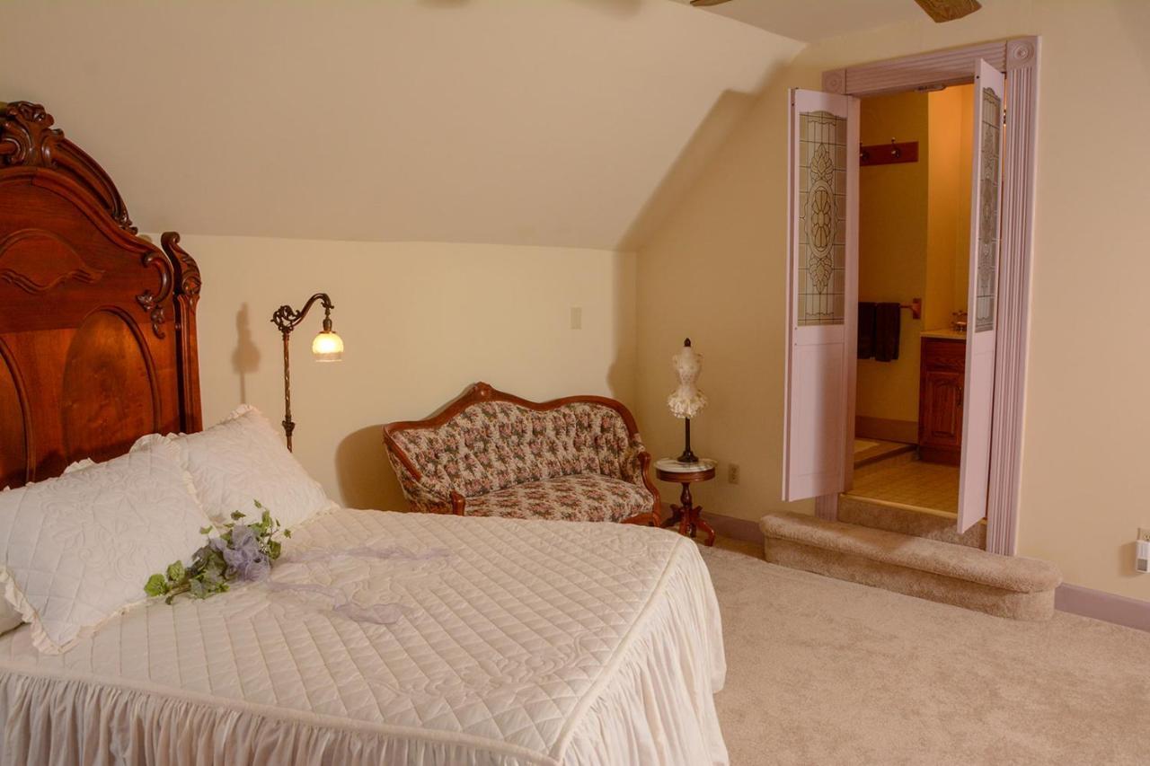 The Towers Bed & Breakfast Milford Exterior photo
