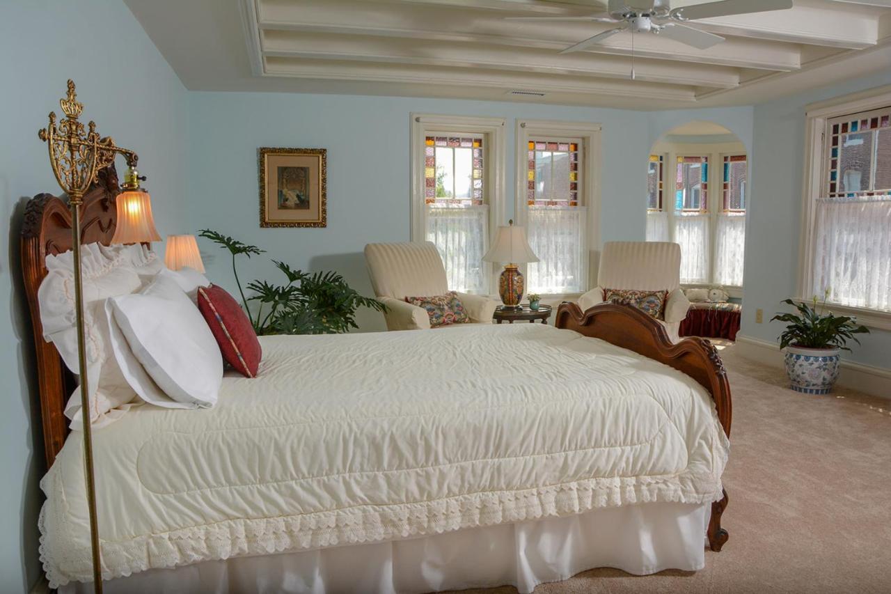 The Towers Bed & Breakfast Milford Exterior photo
